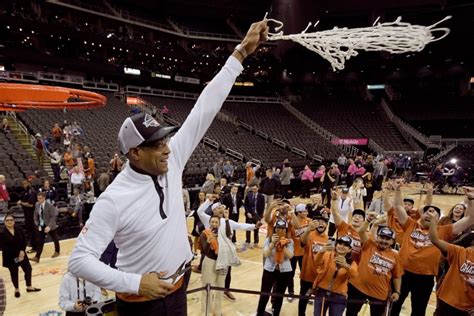 Texas basketball signs Devon Pryor, No. 21-ranked recruit in the state